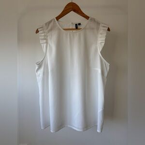 | Vero Moda | VMOLIVIA Top | Women’s size 12